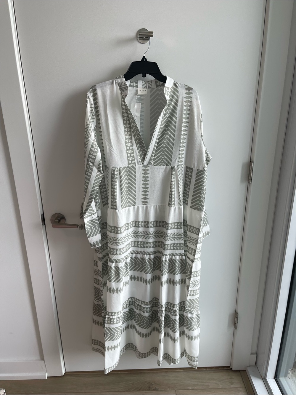 Silk and Salt Summer of love Women’s White and Sage Patterned V-Neck Midi Dress